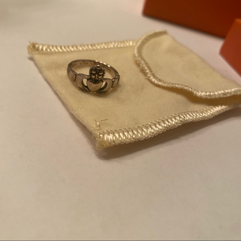 New Irish Claddagh sterling silver ring